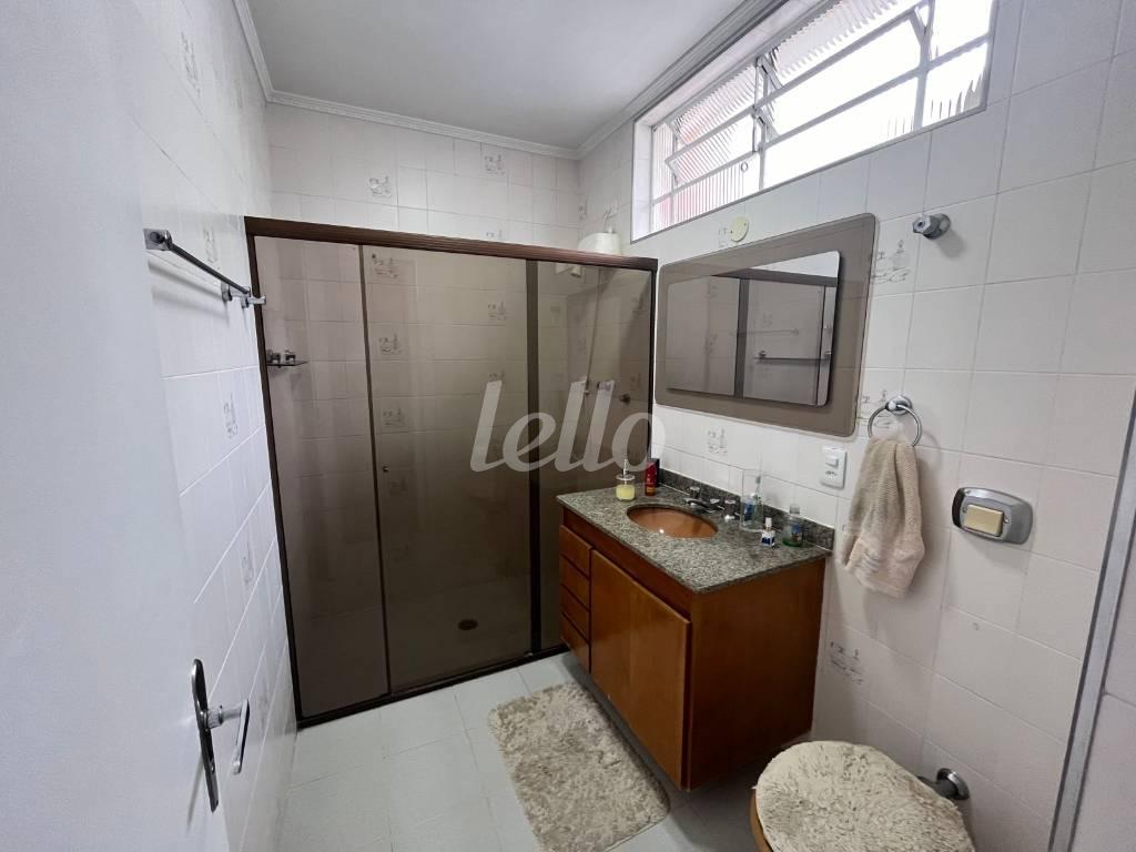 BANHEIRO SUÍTE 2 de Casa à venda, sobrado com 76 m², 2 quartos e 1 vaga em Vila Gomes Cardim - São Paulo