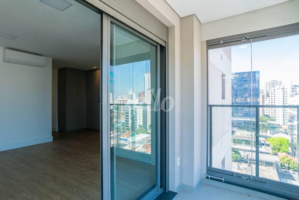 SUITE 3 de Apartamento para alugar, Padrão com 248 m², 4 quartos e 5 vagas em Itaim Bibi - São Paulo