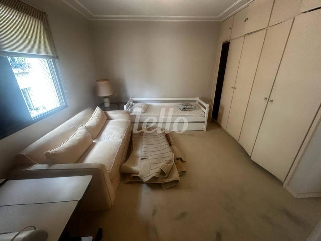 SUÍTE 01 de Apartamento para alugar, Padrão com 149 m², 2 quartos e 2 vagas em Jardim Paulista - São Paulo