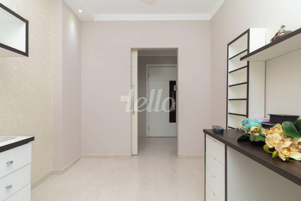 ESCRITÓRIO de Apartamento à venda, Padrão com 141 m², 4 quartos e 3 vagas em Vila Regente Feijó - São Paulo
