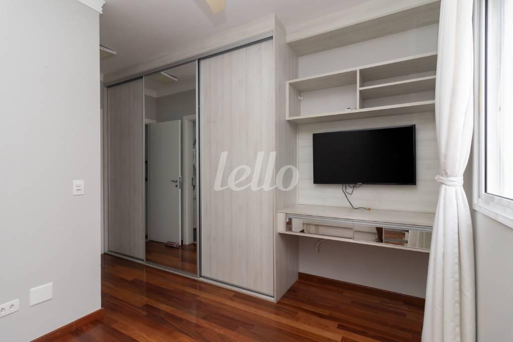 SUÍTE 3 de Apartamento à venda, Padrão com 141 m², 4 quartos e 3 vagas em Vila Regente Feijó - São Paulo