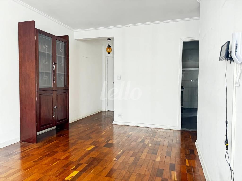 SALA de Apartamento à venda, Padrão com 108 m², 3 quartos e 1 vaga em Pinheiros - São Paulo