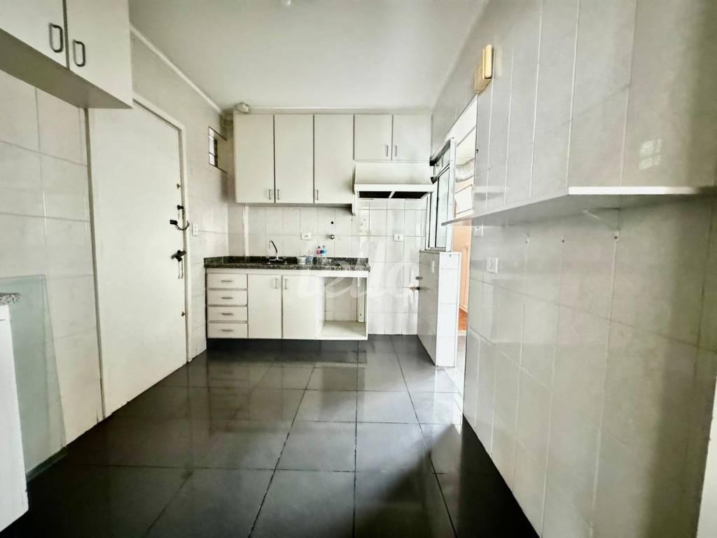 COZINHA de Apartamento à venda, Padrão com 108 m², 3 quartos e 1 vaga em Pinheiros - São Paulo