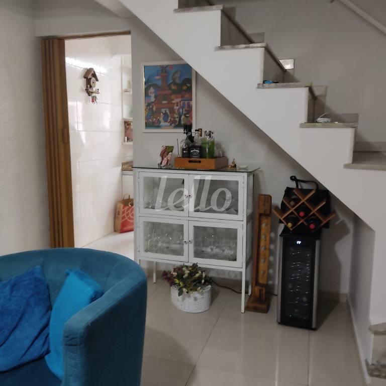SALA de Casa à venda, sobrado com 230 m², 3 quartos e 3 vagas em Vila Invernada - São Paulo