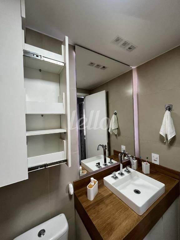 BANHEIRO de Apartamento à venda, Padrão com 49 m², 1 quarto e 1 vaga em Ipiranga - São Paulo