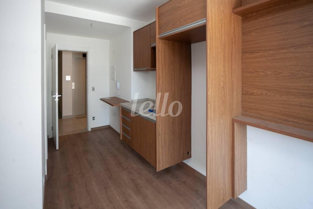 01SALA_003 de Apartamento à venda, Padrão com 28 m², 1 quarto e em Jardim Independência - São Paulo