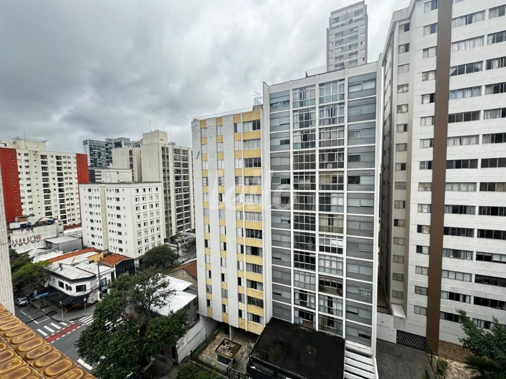 VISTA de Apartamento à venda, Padrão com 108 m², 3 quartos e 1 vaga em Pinheiros - São Paulo