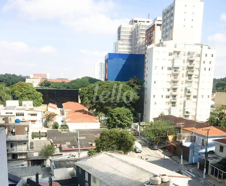 VISTA de Apartamento à venda, Padrão com 76 m², 2 quartos e 2 vagas em Jardim Das Acácias - São Paulo