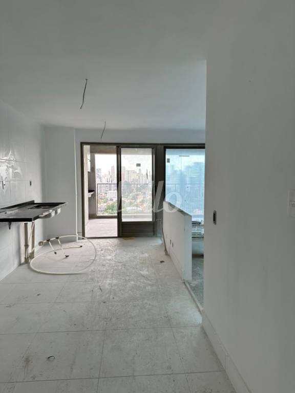 COZINHA de Apartamento à venda, Padrão com 149 m², 4 quartos e 2 vagas em Indianópolis - São Paulo