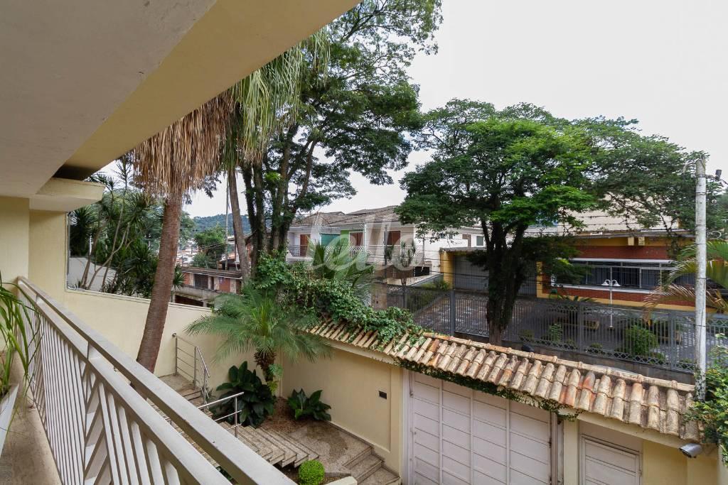 SACADA de Casa à venda, sobrado com 400 m², 4 quartos e 6 vagas em Vila Irmãos Arnoni - São Paulo