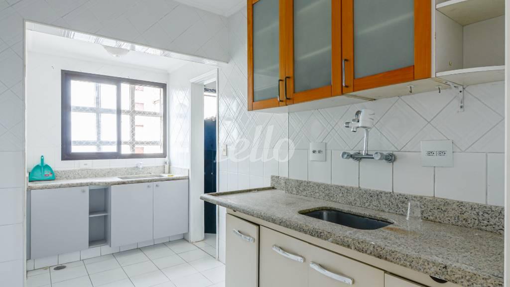COZINHA de Apartamento para alugar, Padrão com 90 m², 3 quartos e 1 vaga em Vila Clementino - São Paulo