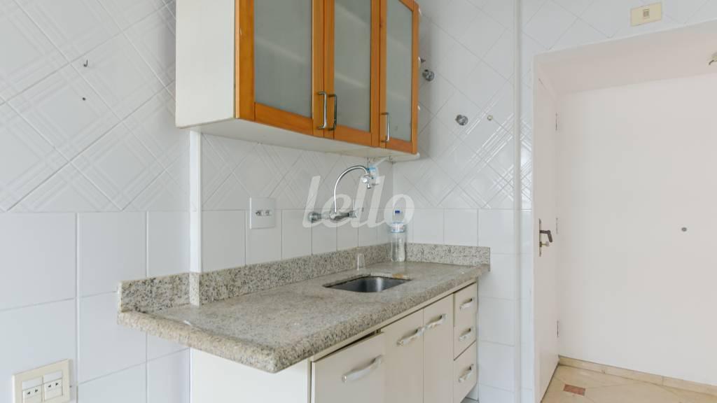 COZINHA de Apartamento para alugar, Padrão com 90 m², 3 quartos e 1 vaga em Vila Clementino - São Paulo