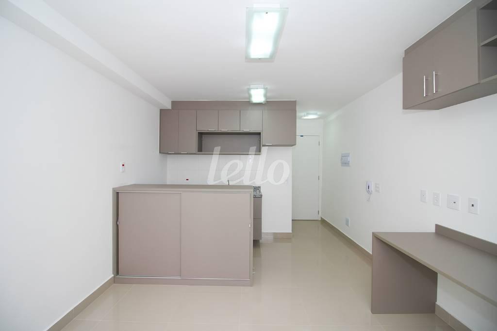 DORMITÓRIO de Apartamento para alugar, Padrão com 24 m², 1 quarto e em Saúde - São Paulo
