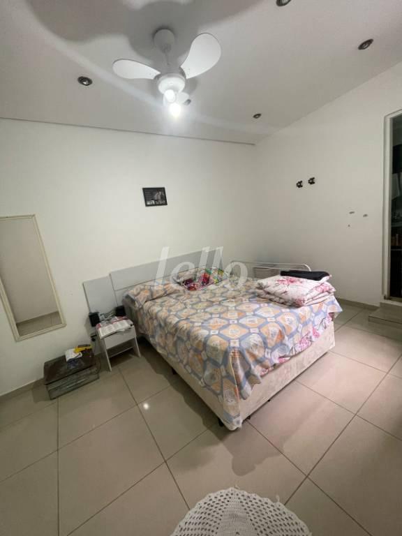 DORMITÓRIO de Casa à venda, sobrado com 221 m², 3 quartos e 2 vagas em Vila Ema - São Paulo