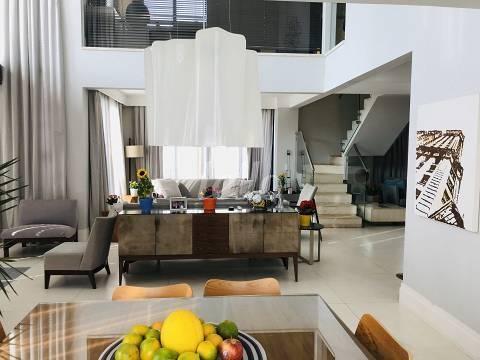 LIVING de Apartamento à venda, Padrão com 330 m², 3 quartos e em Indianópolis - São Paulo