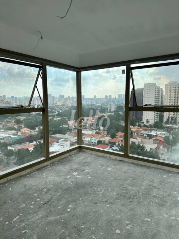 VARANDA de Apartamento à venda, Padrão com 149 m², 3 quartos e 2 vagas em Indianópolis - São Paulo