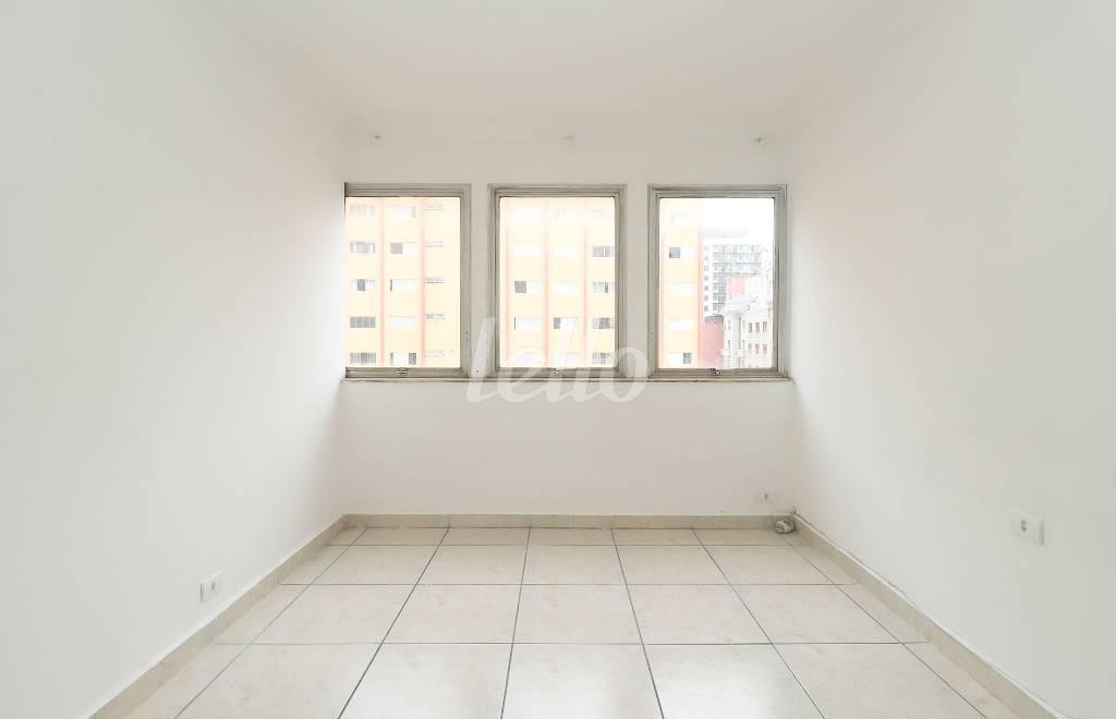 DORMITORIO de Apartamento para alugar, Padrão com 41 m², 1 quarto e 1 vaga em República - São Paulo