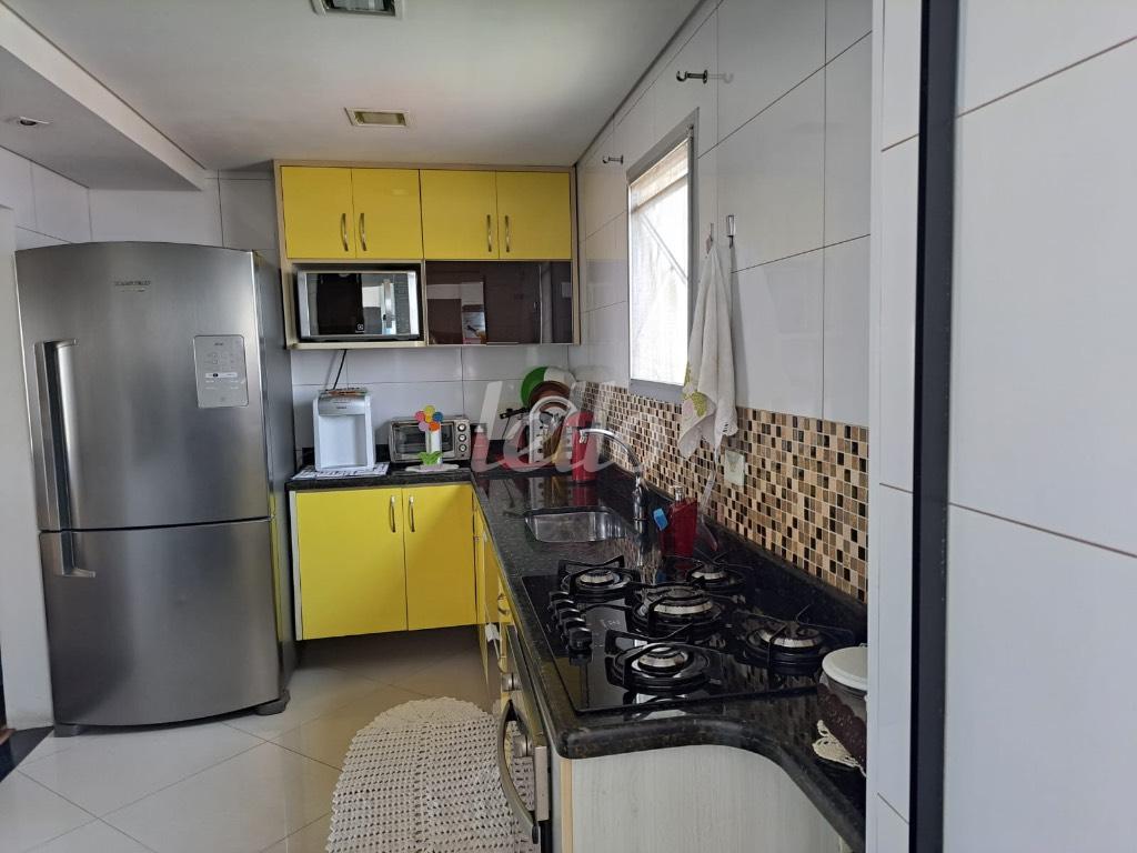 COZINHA de Apartamento à venda, Padrão com 74 m², 2 quartos e 1 vaga em Vila Santa Clara - São Paulo