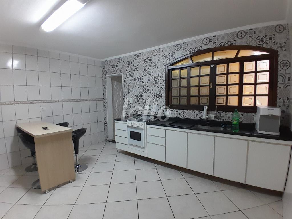 7-COZINHA-002.JPG de Casa para alugar, térrea com 190 m², 3 quartos e 2 vagas em Parque Santo Antônio - São Paulo