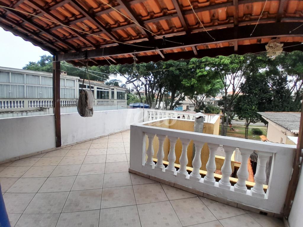 10-ÁREA DE SERVIÇO-002.JPG de Casa para alugar, térrea com 190 m², 3 quartos e 2 vagas em Parque Santo Antônio - São Paulo