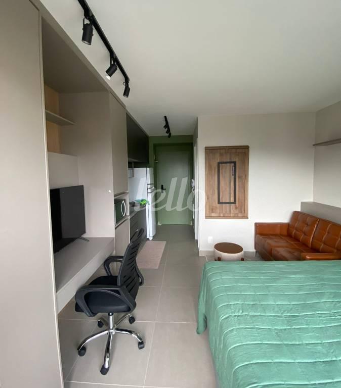 DORMITORIO de Apartamento para alugar, Padrão com 25 m², 1 quarto e em Pinheiros - São Paulo