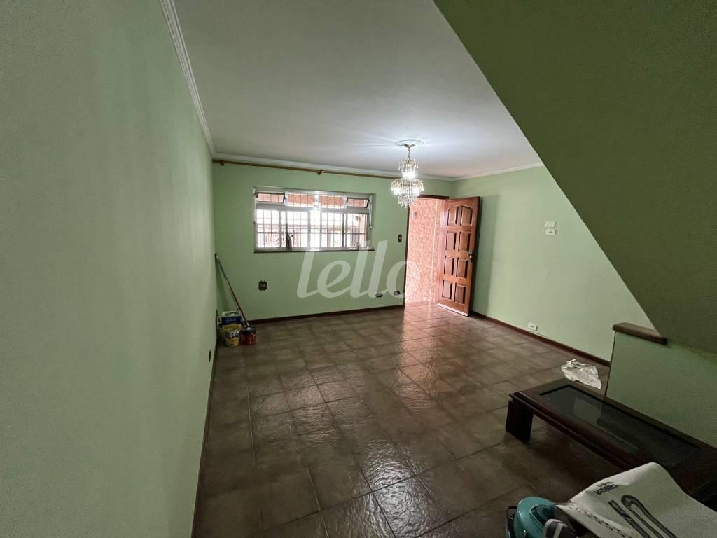F de Casa à venda, sobrado com 160 m², 3 quartos e 1 vaga em Vila Dom Pedro Ii - São Paulo