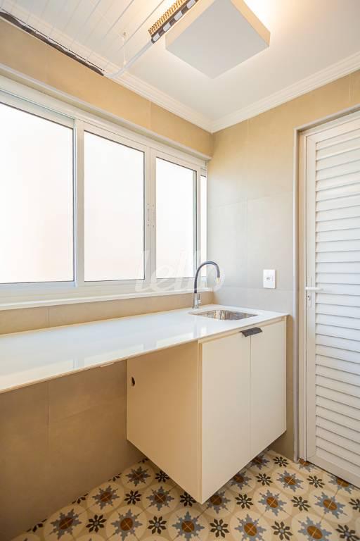 ÁREA DE SERVIÇO de Apartamento para alugar, Padrão com 70 m², 2 quartos e 1 vaga em Vila Mariana - São Paulo
