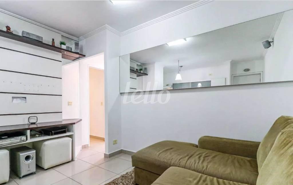 SALA de Apartamento à venda, Padrão com 47 m², 2 quartos e 1 vaga em Campo Belo - São Paulo