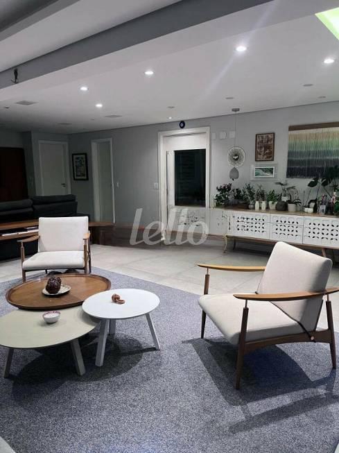 LIVING de Apartamento à venda, Padrão com 156 m², 3 quartos e 3 vagas em Vila Mariana - São Paulo