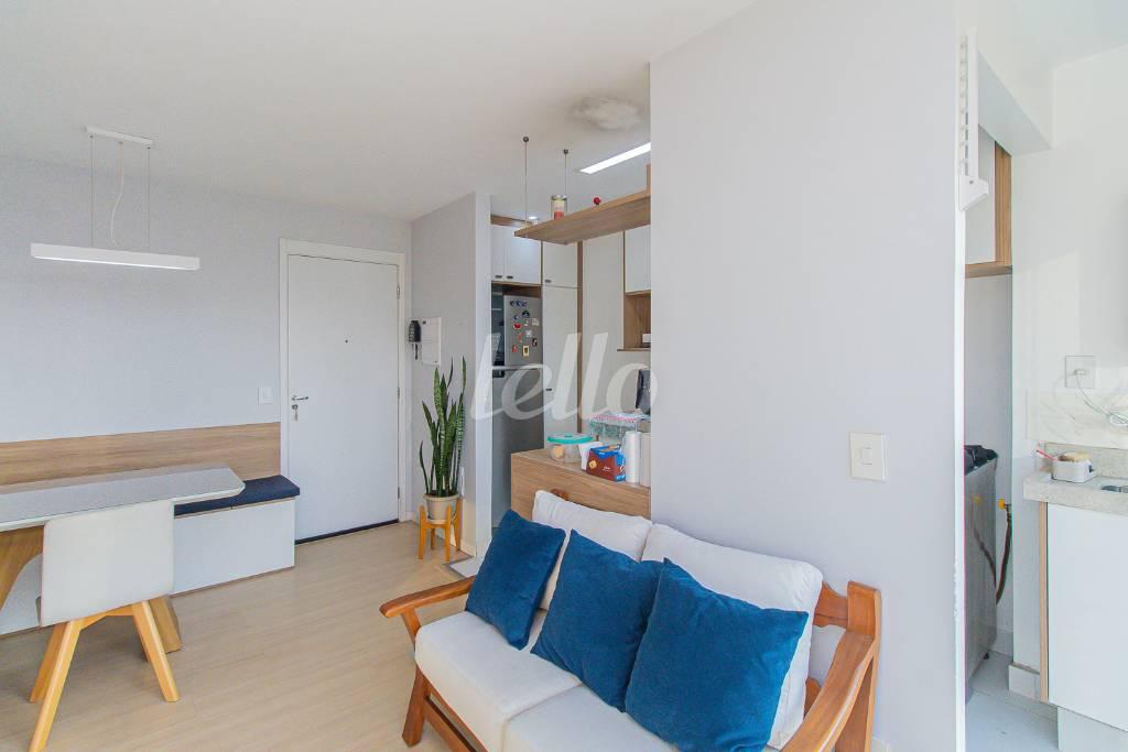 SALA de Apartamento para alugar, Padrão com 44 m², 2 quartos e em Vila Prudente - São Paulo
