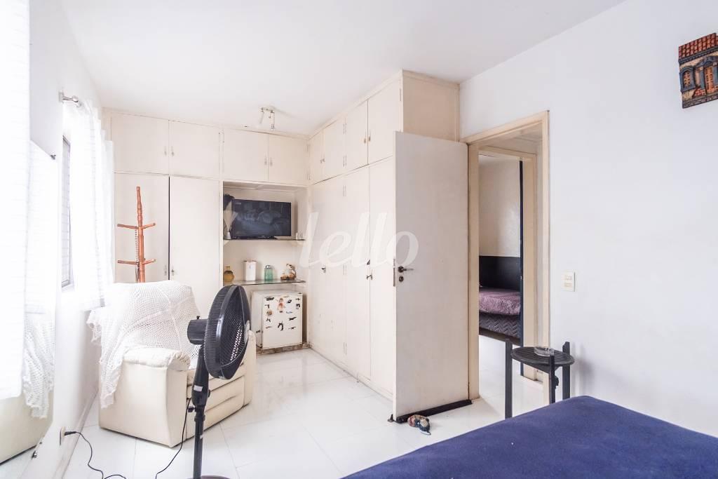 DORMITÓRIO de Apartamento à venda, Padrão com 72 m², 2 quartos e 1 vaga em Vila Monte Alegre - São Paulo