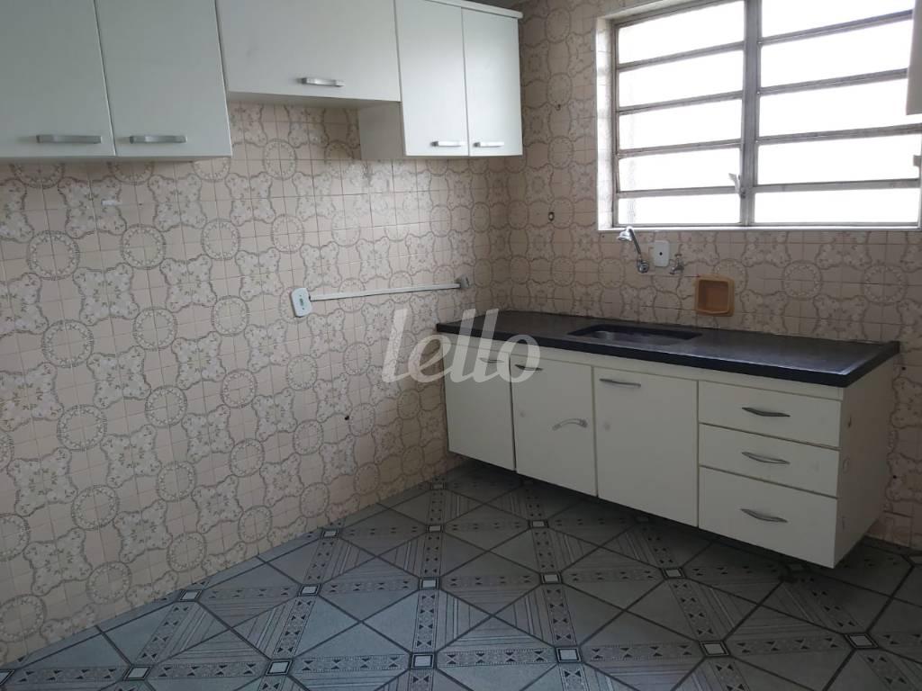 COZINHA de Apartamento à venda, Padrão com 150 m², 3 quartos e 1 vaga em Vila Gumercindo - São Paulo