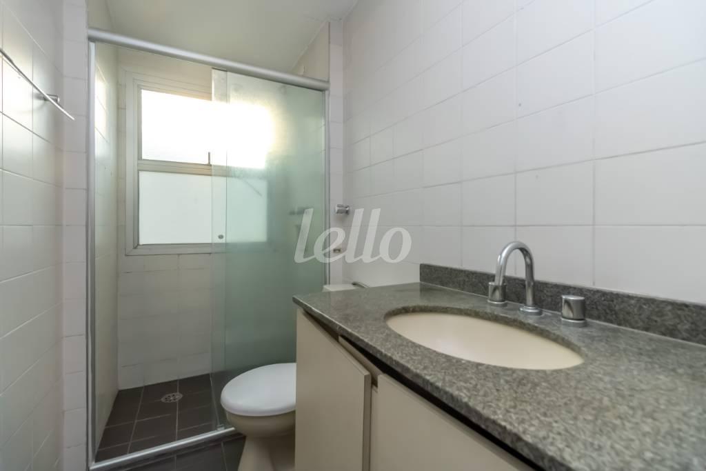 BANHEIRO de Apartamento à venda, cobertura - Padrão com 256 m², 5 quartos e 4 vagas em Vila Clementino - São Paulo
