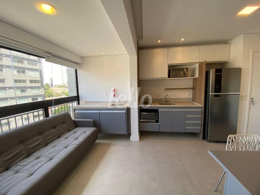 STUDIO de Apartamento para alugar, Padrão com 35 m², 1 quarto e 1 vaga em Campo Belo - São Paulo