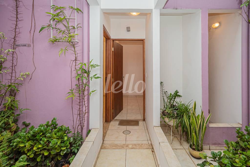 SALA de Casa para alugar, sobrado com 230 m², e 2 vagas em Vila Clementino - São Paulo