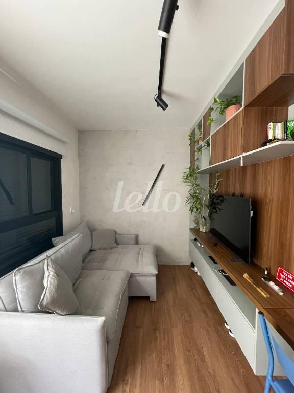 SALA de Apartamento para alugar, Padrão com 33 m², 1 quarto e em República - São Paulo
