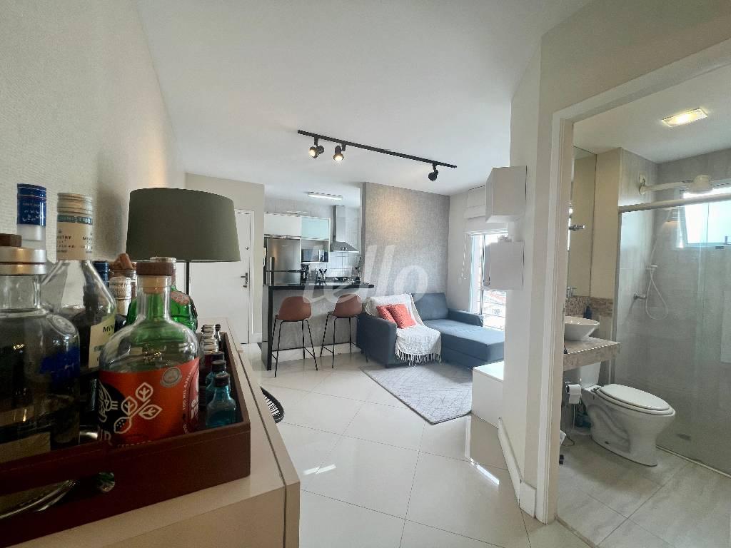 SALA de Apartamento à venda, Padrão com 56 m², 2 quartos e 2 vagas em Vila Anglo Brasileira - São Paulo