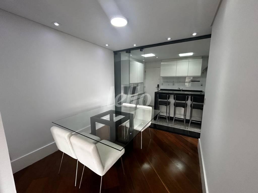 COZINHA de Apartamento para alugar, Padrão com 116 m², 2 quartos e 3 vagas em Vila Nova Conceição - São Paulo