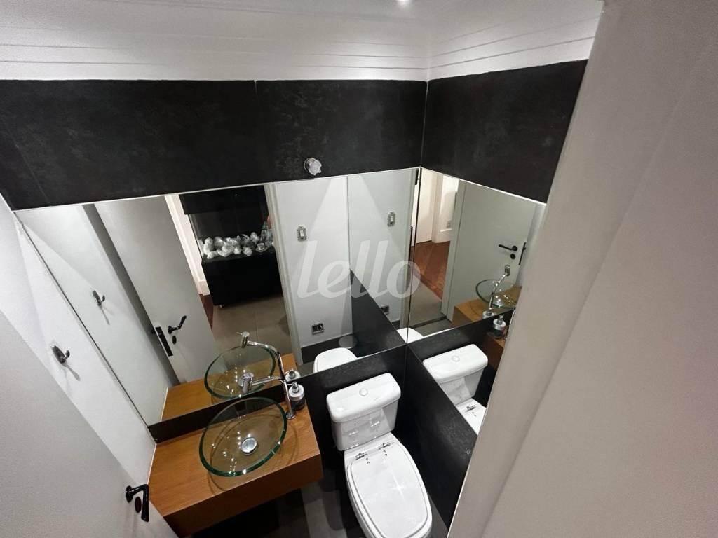LAVABO de Apartamento para alugar, Padrão com 116 m², 2 quartos e 3 vagas em Vila Nova Conceição - São Paulo