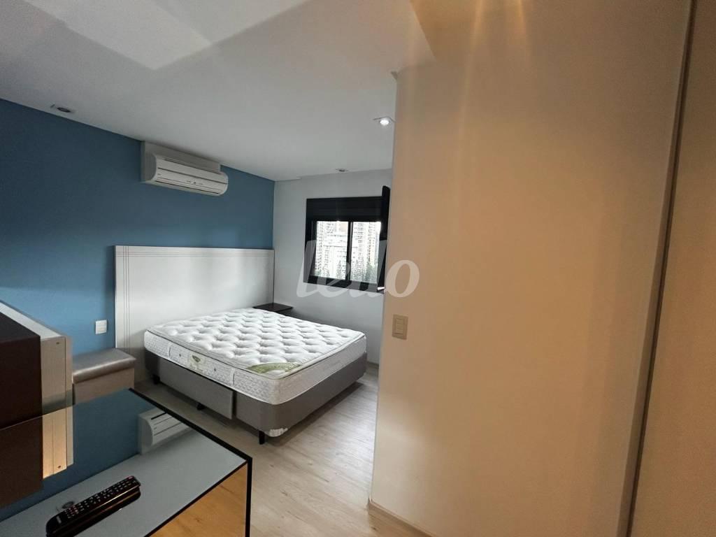 DORMITÓRIO 01 de Apartamento para alugar, Padrão com 116 m², 2 quartos e 3 vagas em Vila Nova Conceição - São Paulo