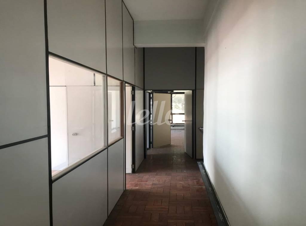 SALA de Sala / Conjunto para alugar, Padrão com 60 m², e em República - São Paulo