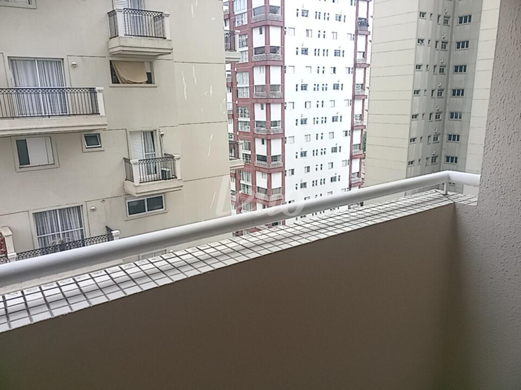 SACADA de Apartamento à venda, Padrão com 45 m², 1 quarto e 1 vaga em Vila Gomes Cardim - São Paulo