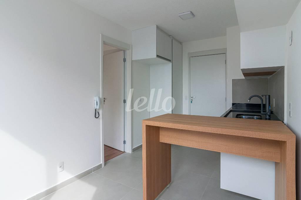 SALA de Apartamento para alugar, Padrão com 24 m², 1 quarto e em Água Branca - São Paulo