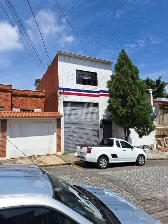 FACHADA de Casa à venda, sobrado com 180 m², e 2 vagas em Vila Pompeia - São Paulo