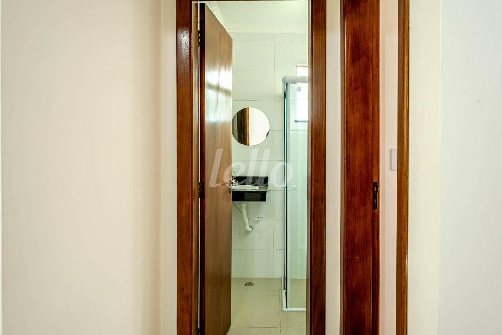 BANHEIRO SOCIAL de Apartamento para alugar, Padrão com 42 m², 2 quartos e em Tatuapé - São Paulo
