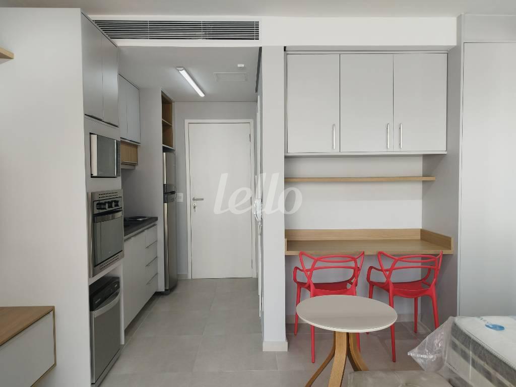 COZINHA de Apartamento para alugar, Padrão com 29 m², 1 quarto e 1 vaga em Pinheiros - São Paulo
