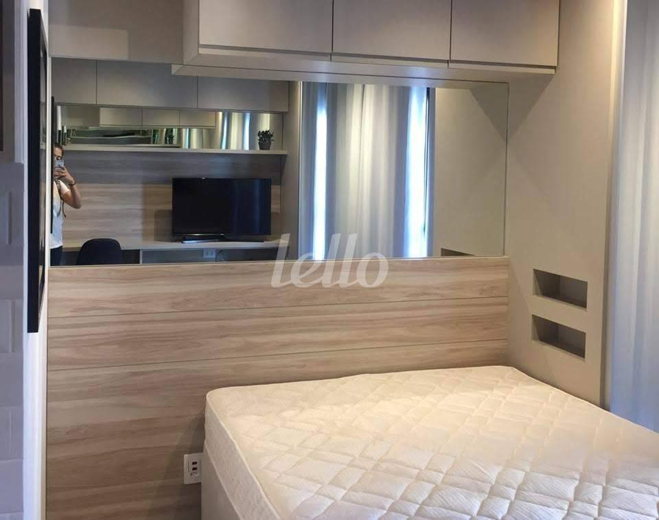 DORMITÓRIO de Apartamento para alugar, Padrão com 33 m², 1 quarto e em República - São Paulo