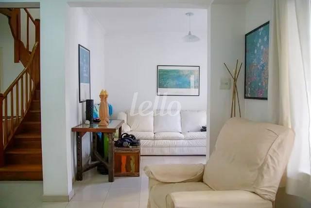 LIVING de Casa à venda, sobrado com 170 m², 4 quartos e 2 vagas em Paraíso - São Paulo