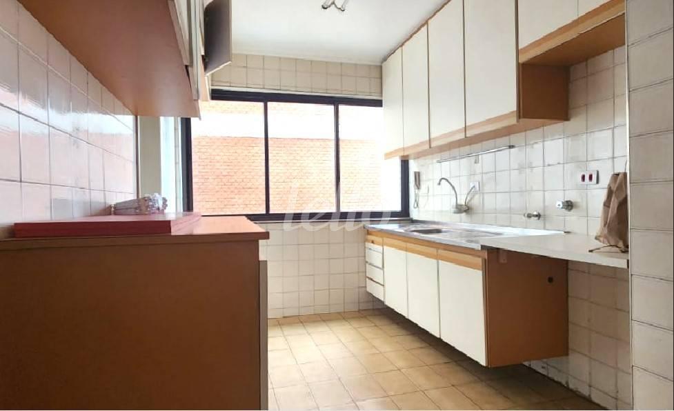 COZINHA de Apartamento à venda, Padrão com 105 m², 3 quartos e 1 vaga em Vila Mariana - São Paulo