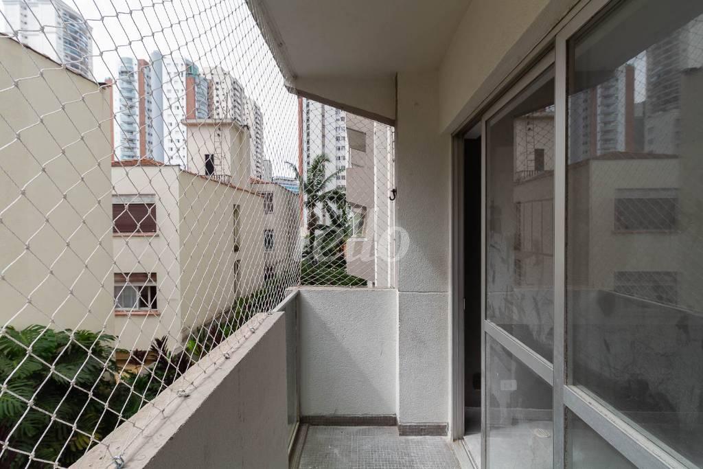 SACADA de Apartamento para alugar, Padrão com 50 m², 1 quarto e 1 vaga em Pinheiros - São Paulo